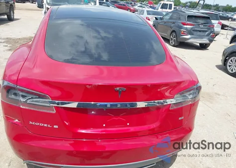 2014 Tesla Model S P85 из США, поврежденный, VIN 5YJSA1H14EFP63897